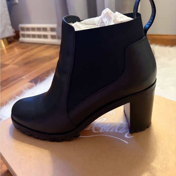 Christian Louboutin 70mm Marchacroche Leather Chelsea Booties - Picture 15 of 16